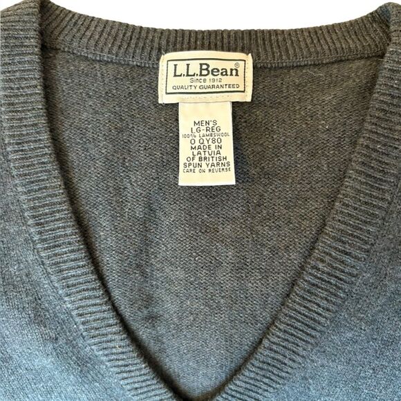 LL Bean Vest Wool LambsWool Sweater Knit V Neck Olive Green Mens Large - Picture 3 of 6
